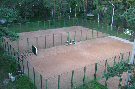 Спортивные площадки